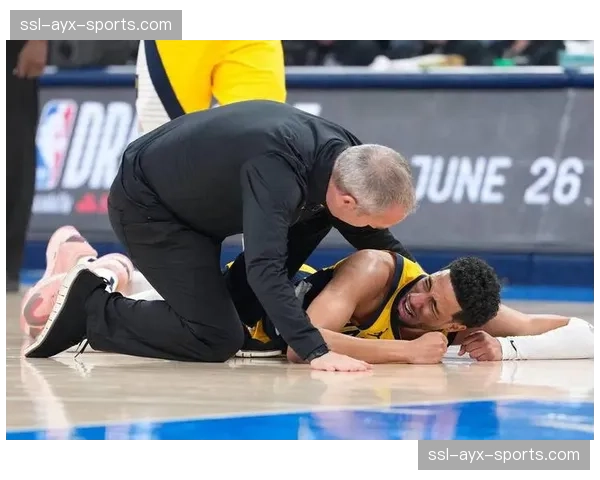 观点:赛季初伤病潮涌现,密集赛程下各队阵容深度面临严峻考验。 观点:赛季初伤病潮涌现,密集赛程下各队阵容深度面临严峻考验。