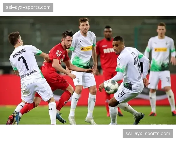 从压上到失球仅8秒：图文解析达姆施塔特本轮失球的连锁失误